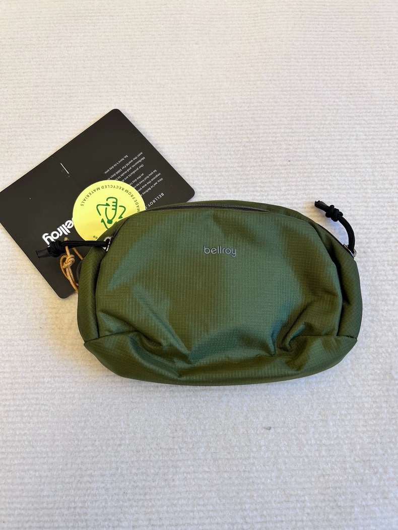 Bellroy Venture Pouch 1.5L Tec - đánh giá và giá Tech Accessories For Travel